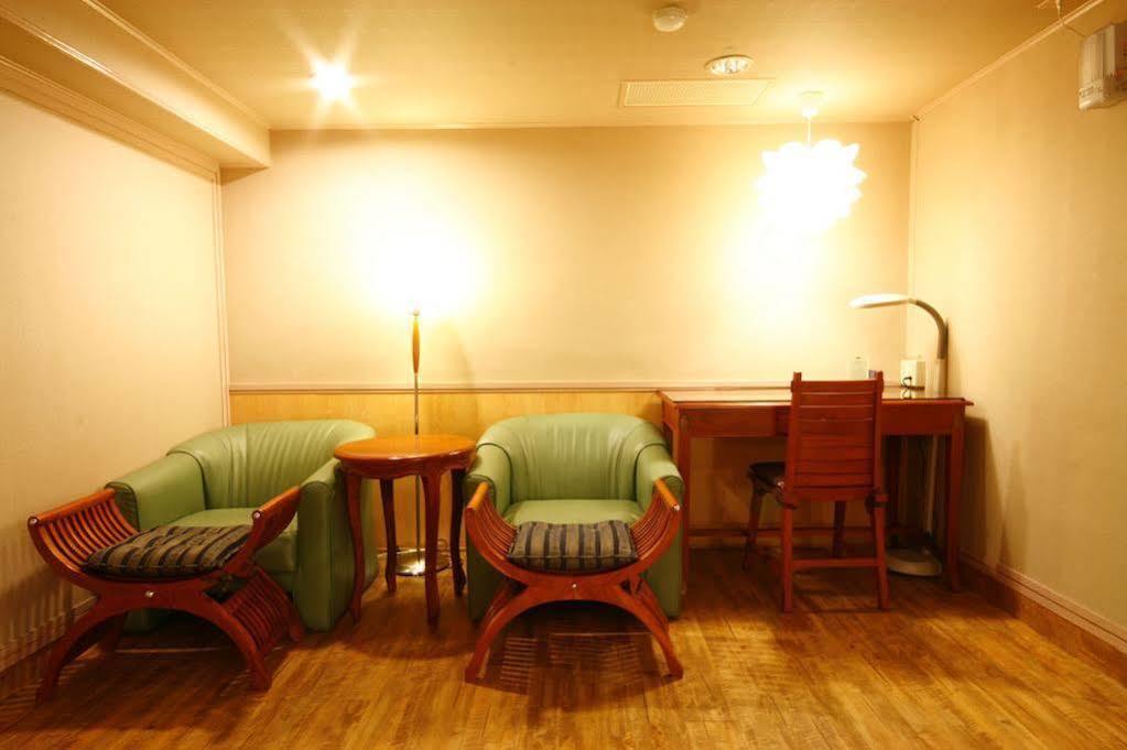 Kindness Hotel - Yuanlin Exterior foto